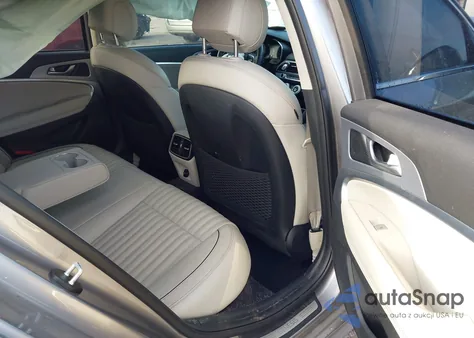 2020 Genesis G70 2.0T Rwd from USA, damaged, VIN KMTG34LA3LU051105